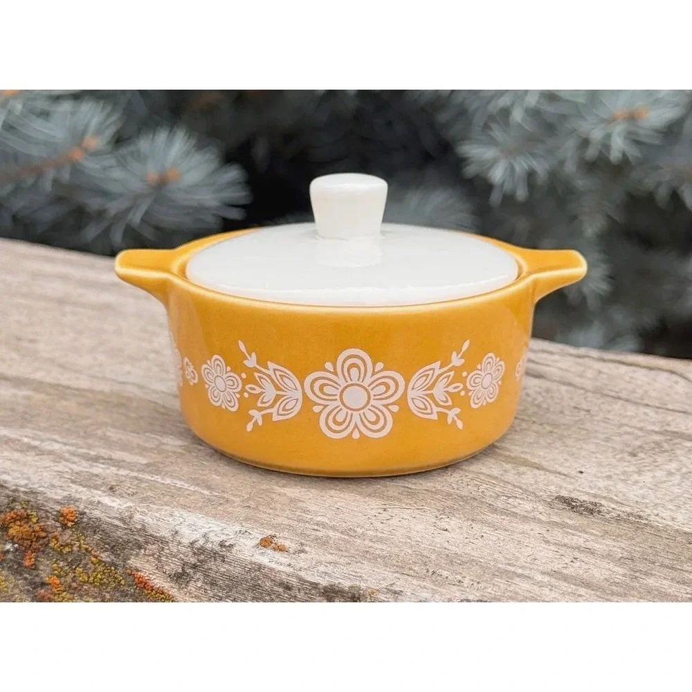 NIP Mini Spring Ceramic Trinket‎ Box w/Lid Vintage Style